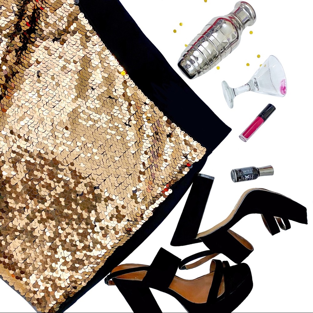 Black & Gold Reversible Sequin Mini from NY&CO